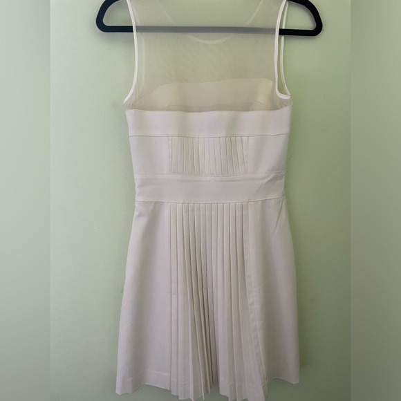 Womens Bebe Ivory Dress with Sheer Panelling and Pleats size 2 - Picture 4 of 6
